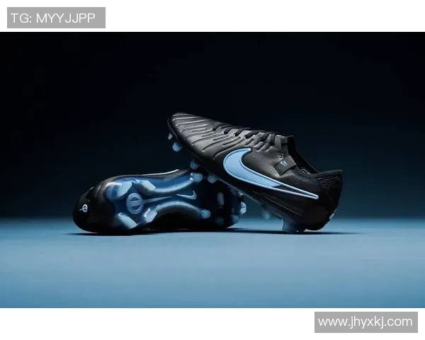 足球明星推荐的时尚球鞋款式与搭配技巧解析